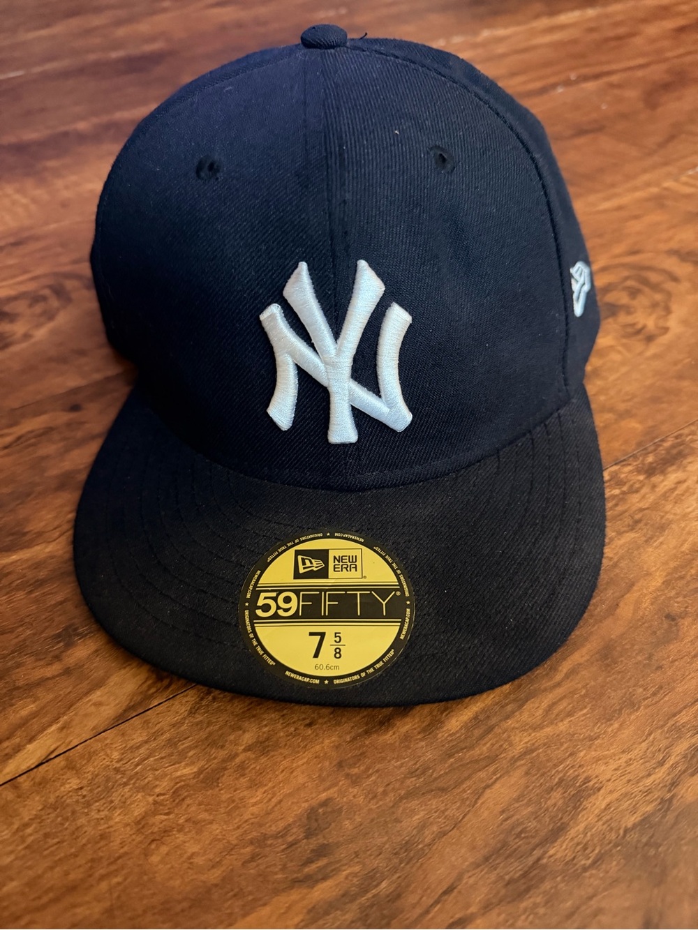 NY Yankee's New Era Baseball Cap fitted 7 1/4